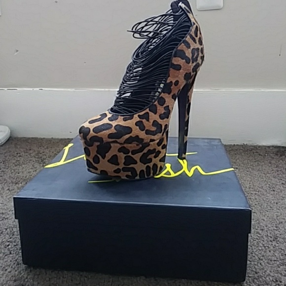 London Trash Ceres Leopard Heels - Picture 3 of 5